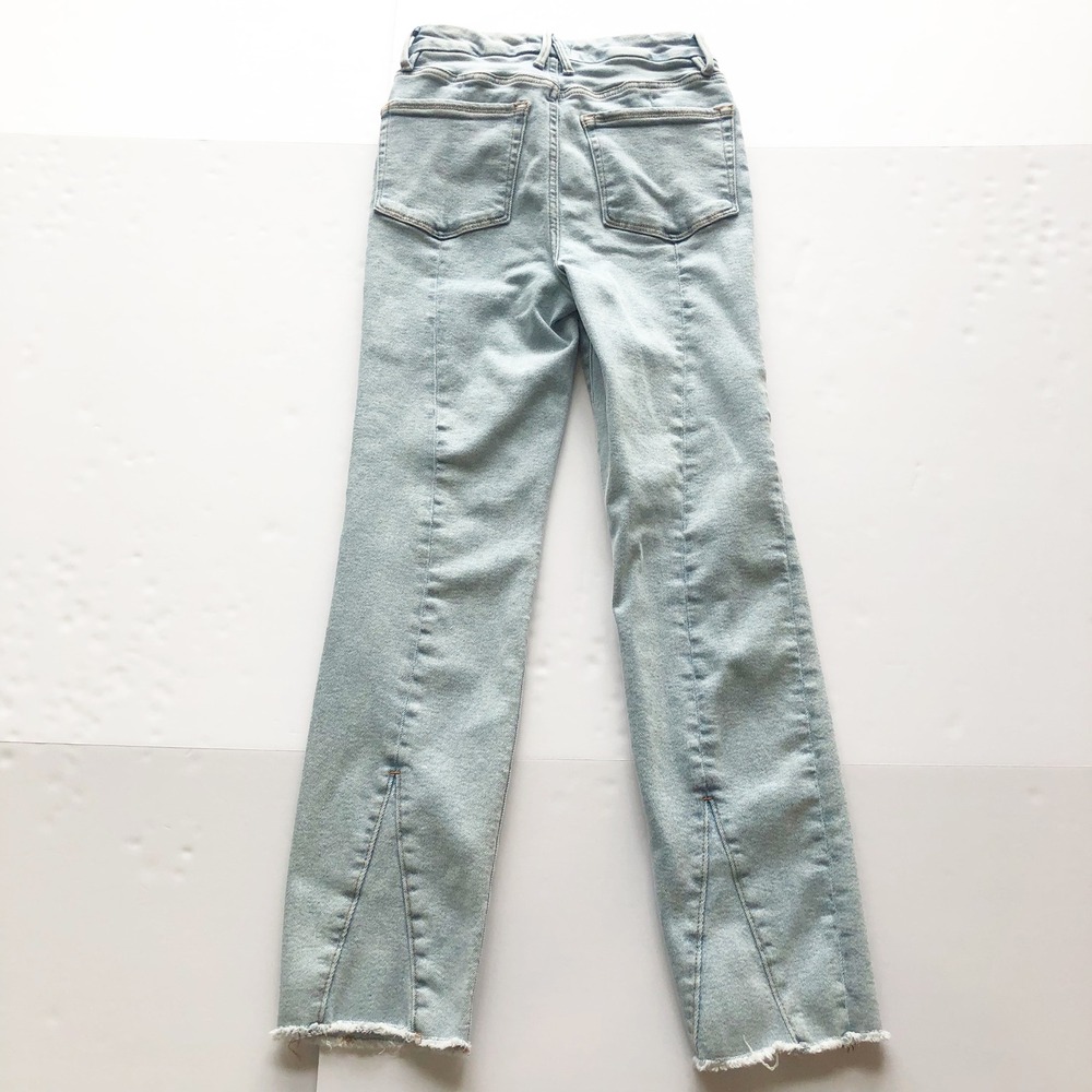 GOOD AMERICAN Jeans Size 4 Blue Good Classic Inset Ankle Slim Indigo454 Raw Hem - Picture 5 of 11
